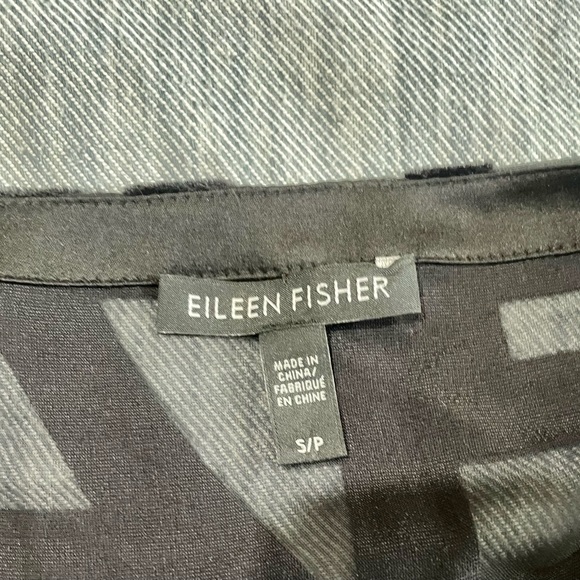 Barely worn Eileen Fisher dress with under slip - Picture 5 of 7